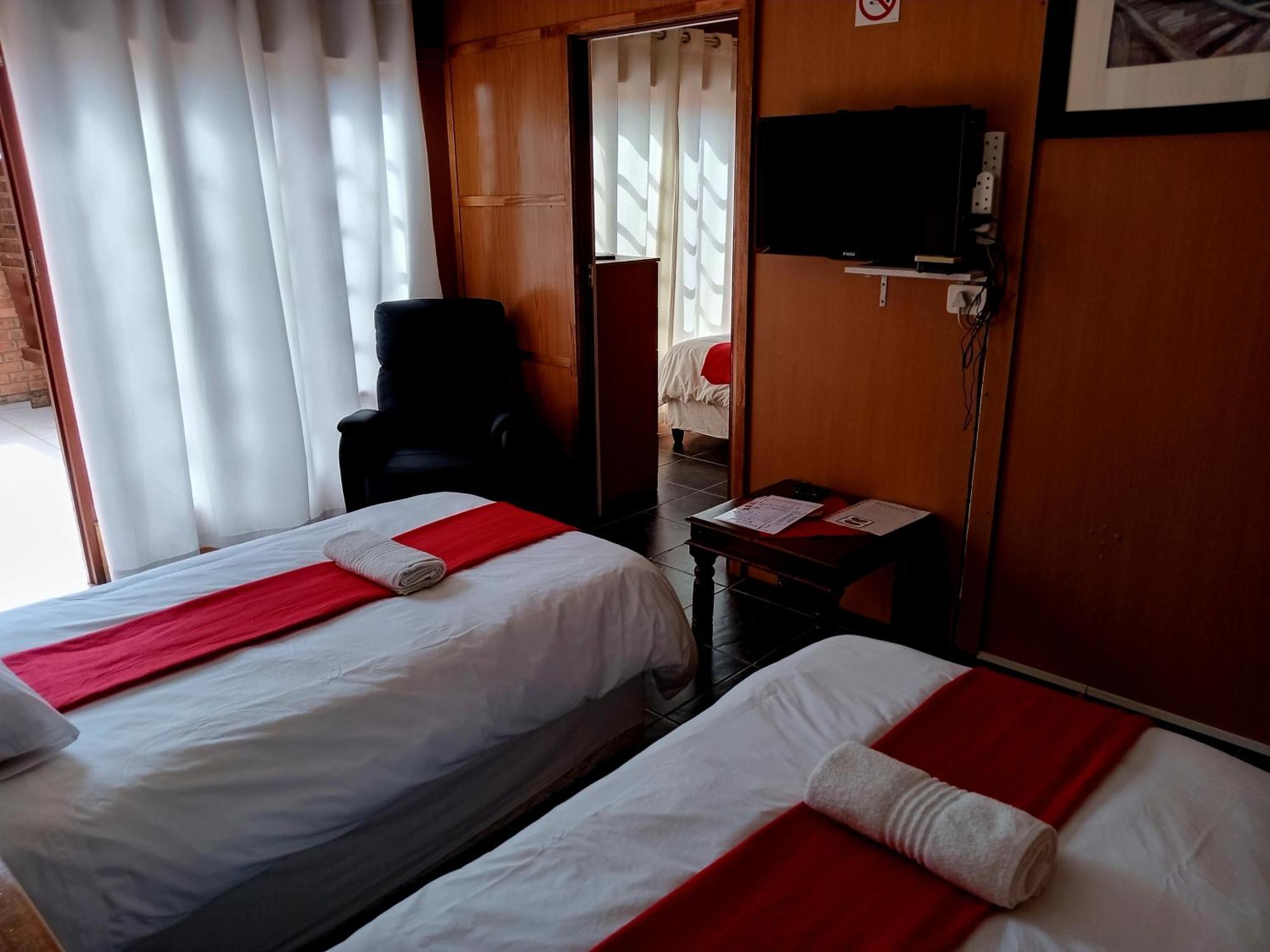 Sunrose Group Of Guesthouses Gariepdam Dış mekan fotoğraf