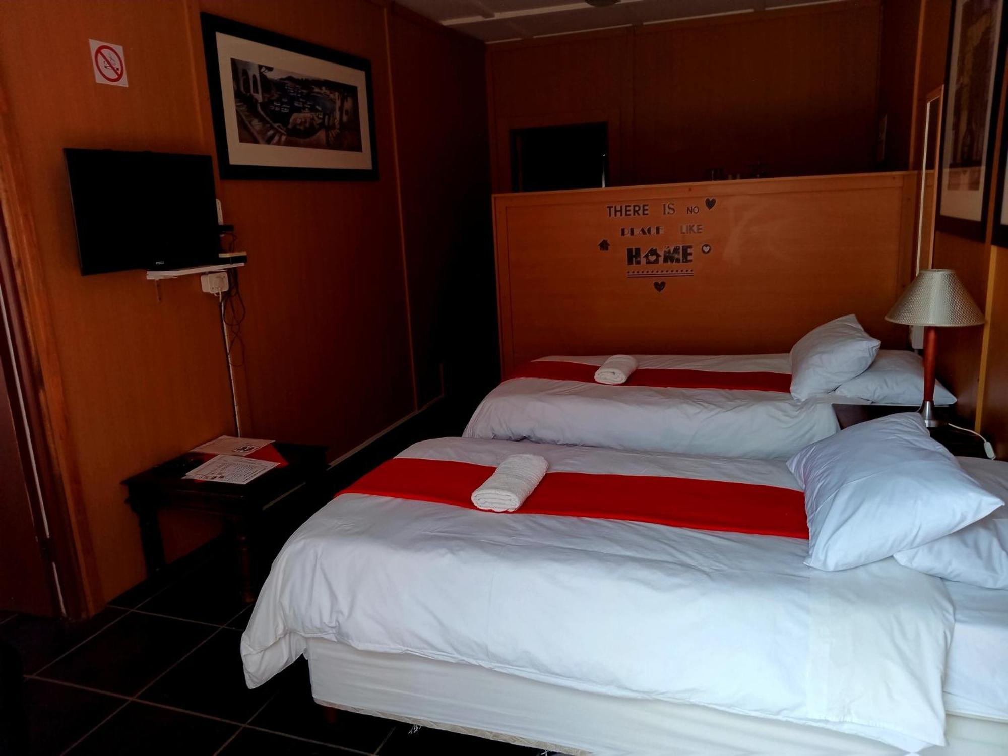 Sunrose Group Of Guesthouses Gariepdam Dış mekan fotoğraf